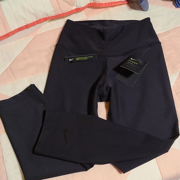 Nike Pants - NWT! Nike Yoga pants size small